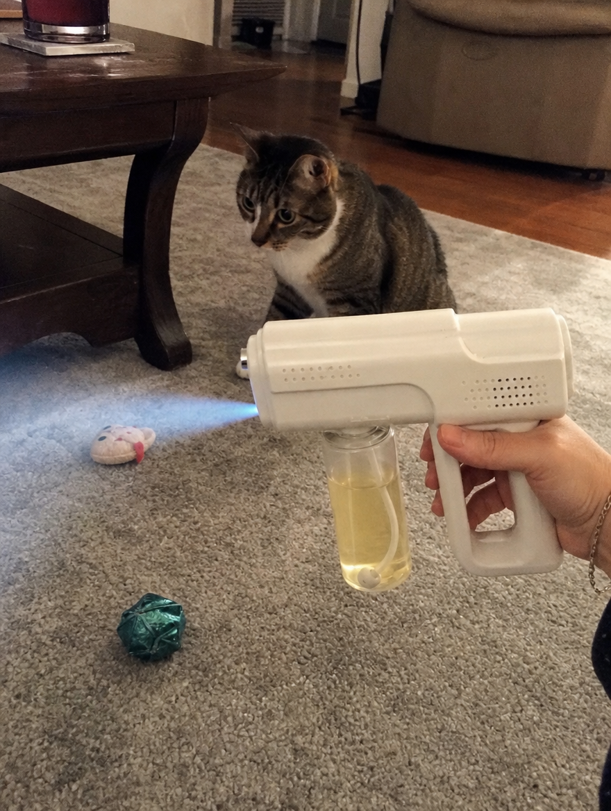 NovaMist™ Blue Light Odor Spray Gun