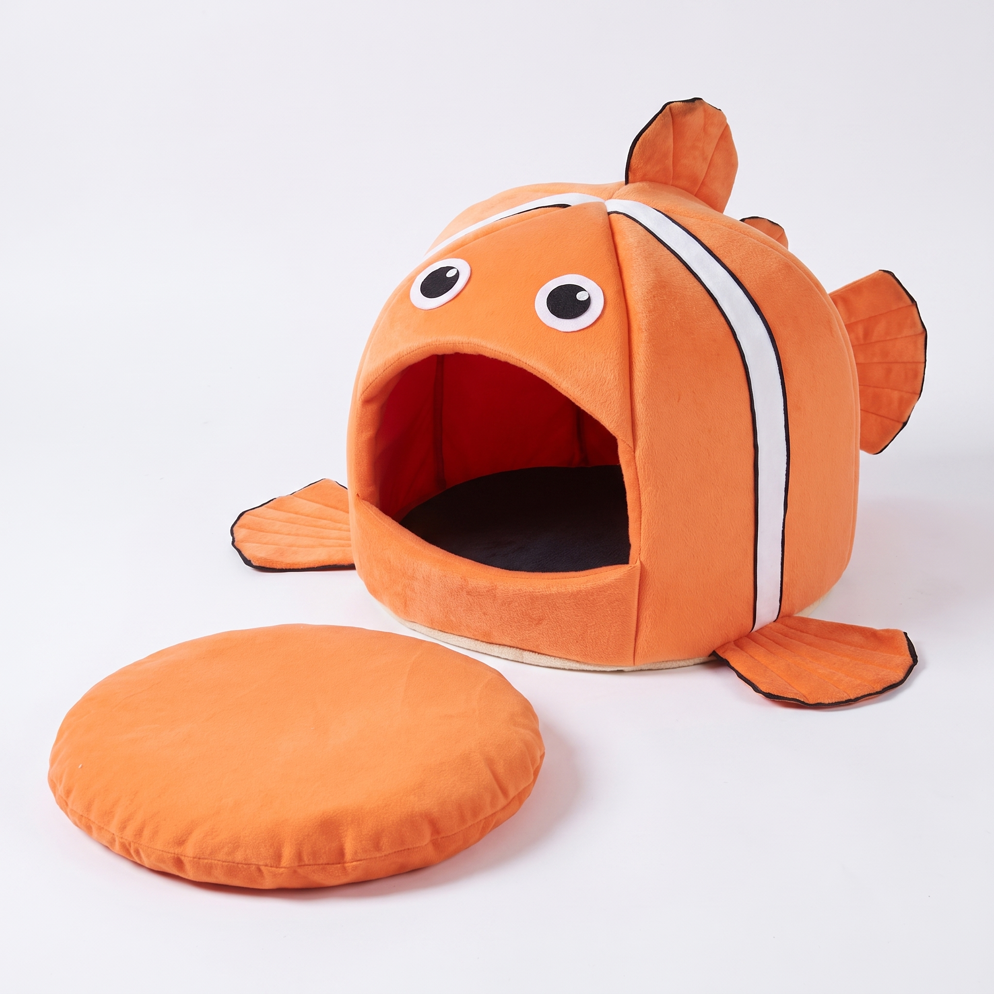 Clownfish cave bed with its removable cushion