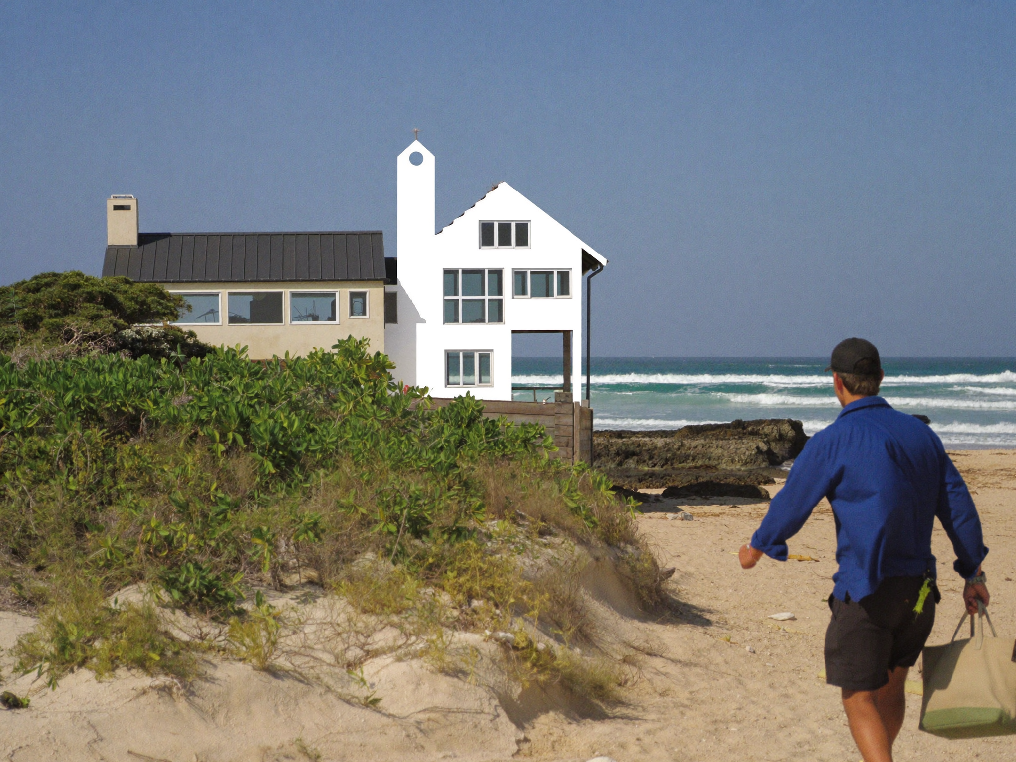 Electrician arriving at a beachside home in Glenelg, Adelaide
