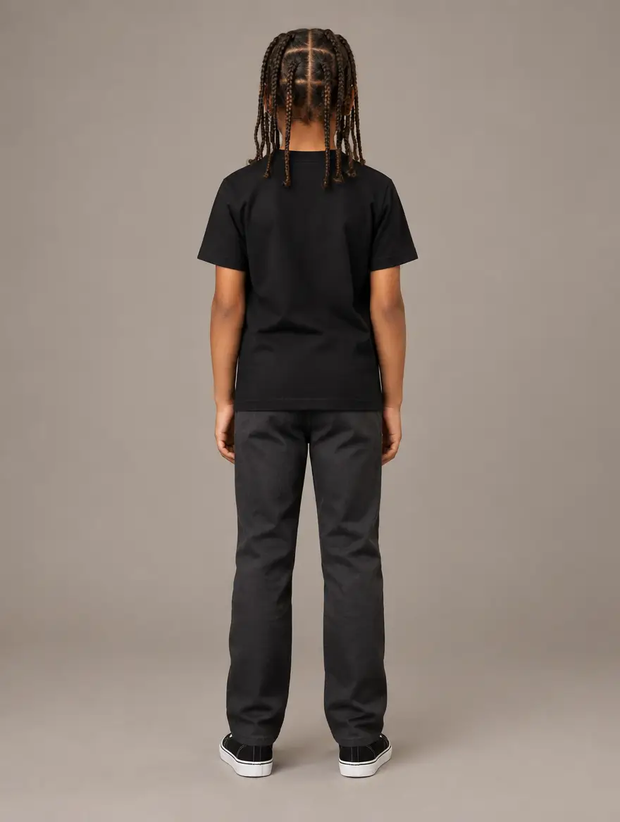 Mason'Reign, back view