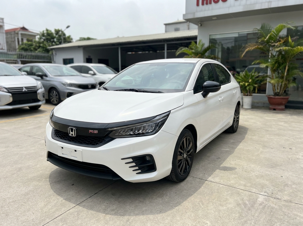 Honda City 1.5 RS 2022 màu trắng ngọc cũ tại Thủ Dầu Một, Bình Dương