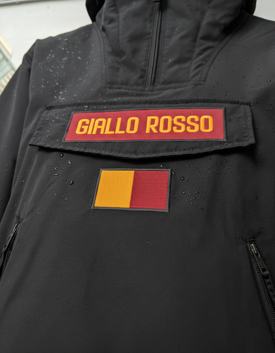 Giallo Rosso Gala Mont teknik kumaş detayı