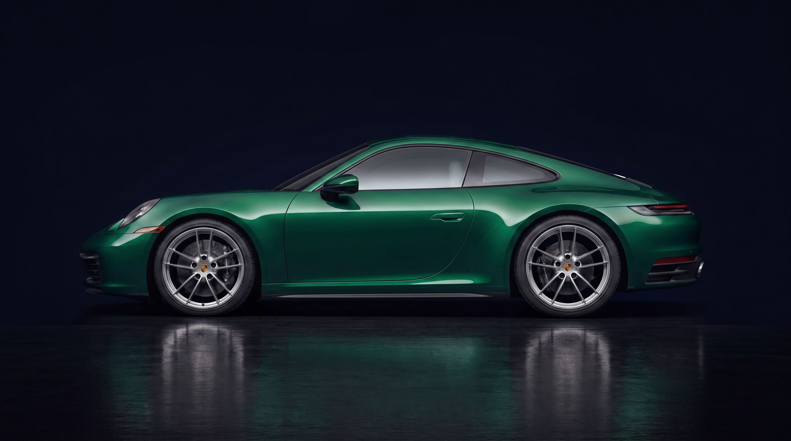 Porsche 911 con wrap verde