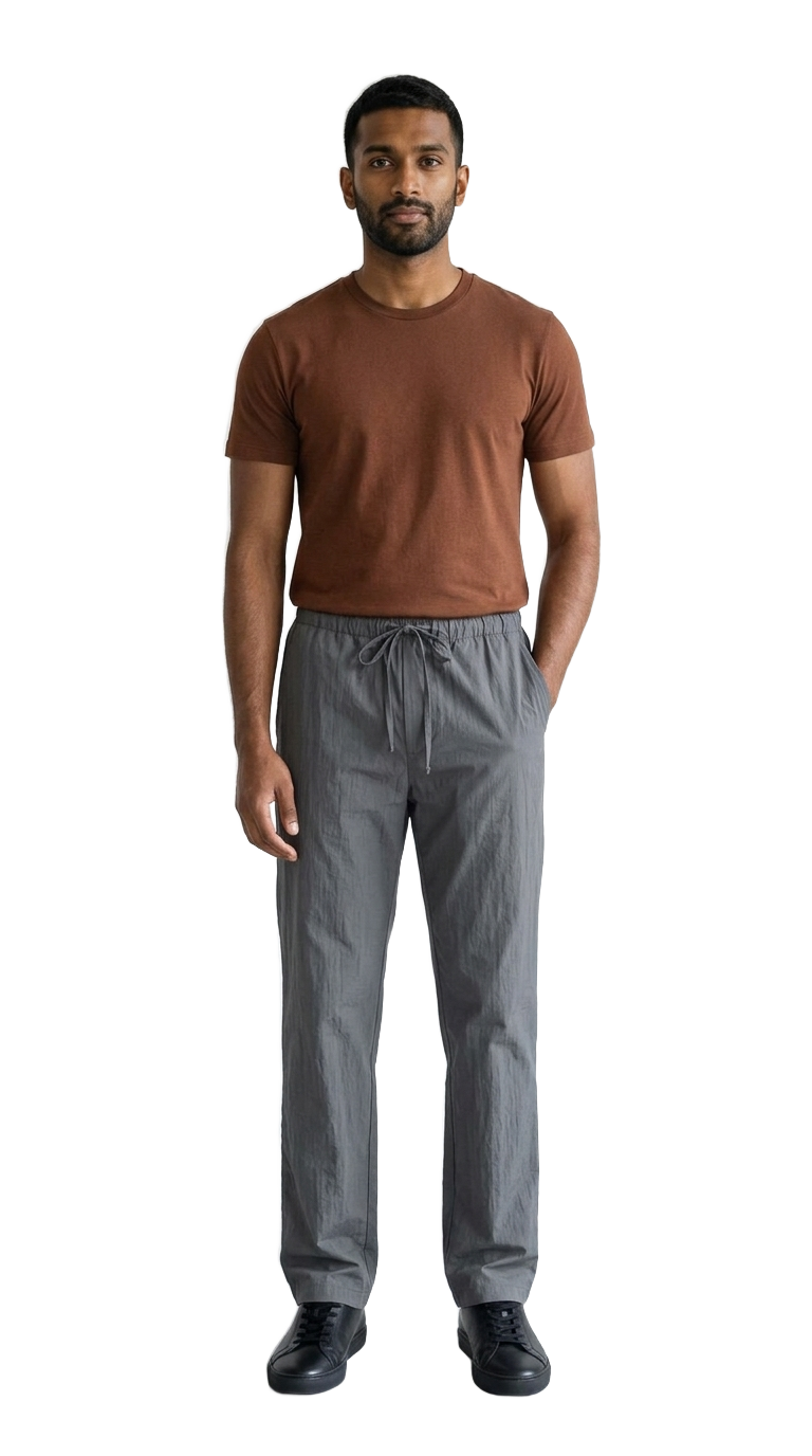 Chestnut Tee, Grey Straights
