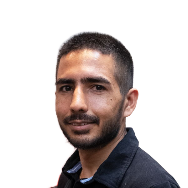 Nemat, barberare på Tailor's Barber Täby Centrum