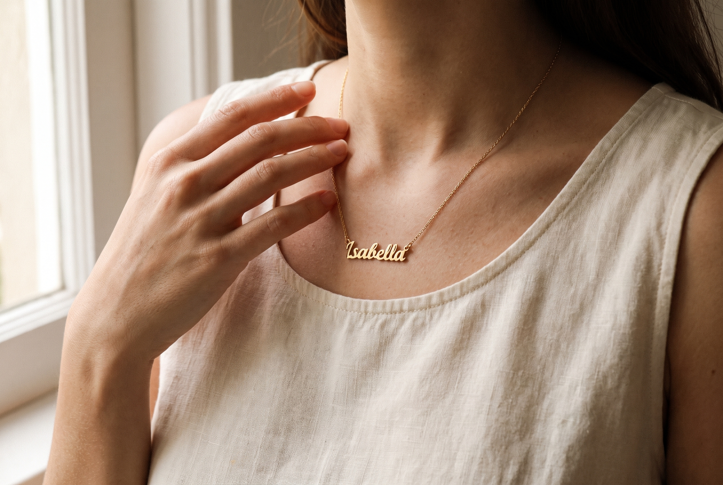 Layered chains and stacked rings shown together in everyday light