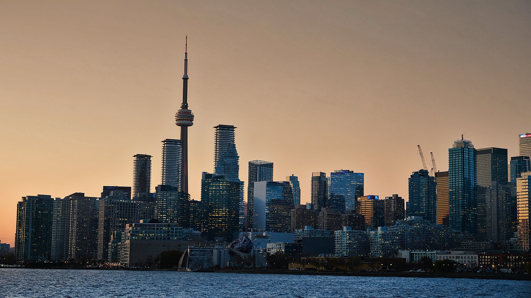 Toronto, ON skyline