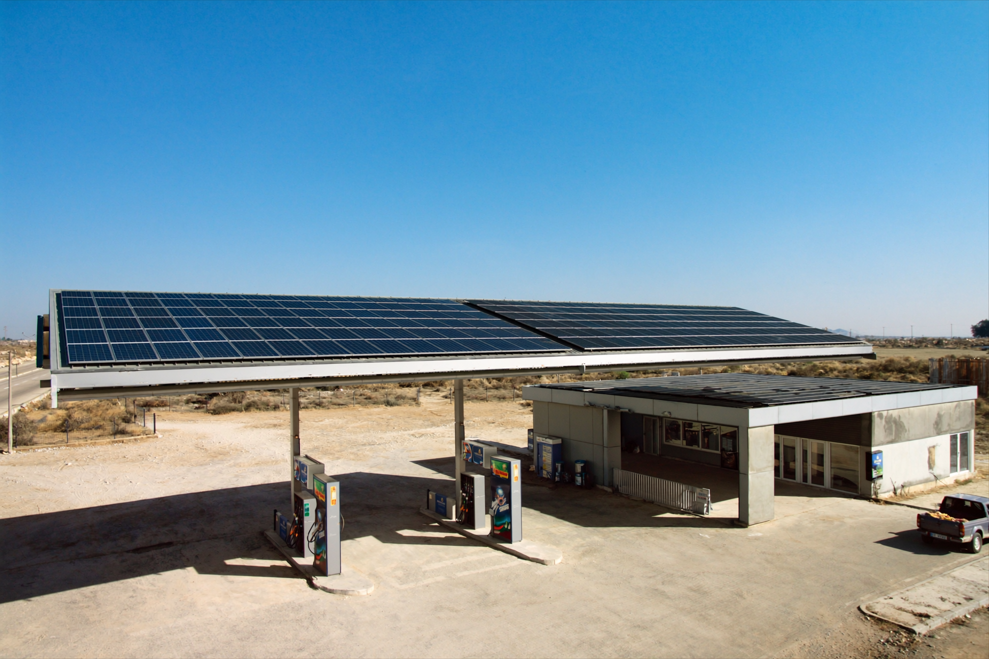 Yakıt istasyonu çatı üstü GES 100 kW