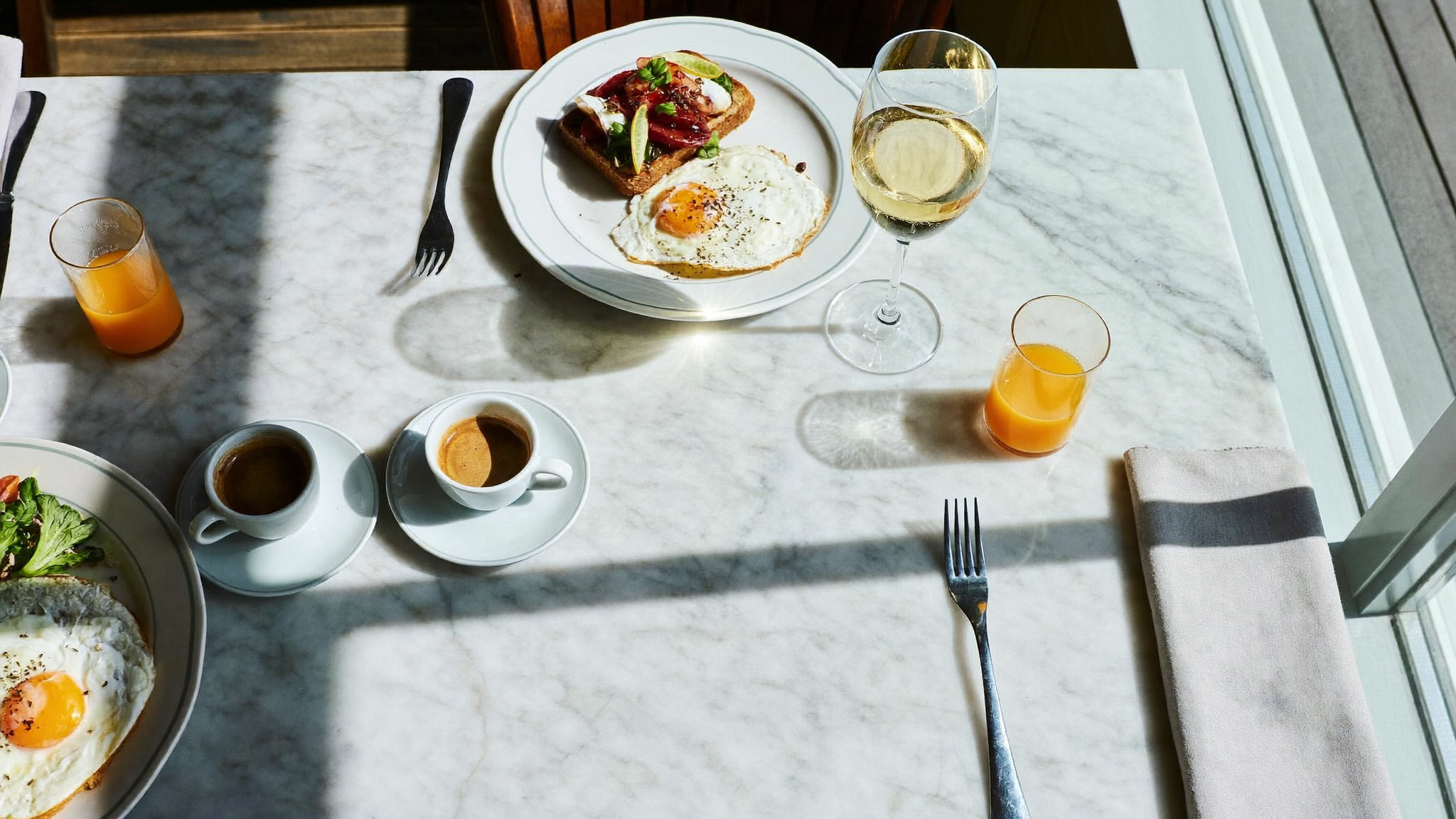 Weekend brunch near Union Square: opening times, and why Saturday works differently