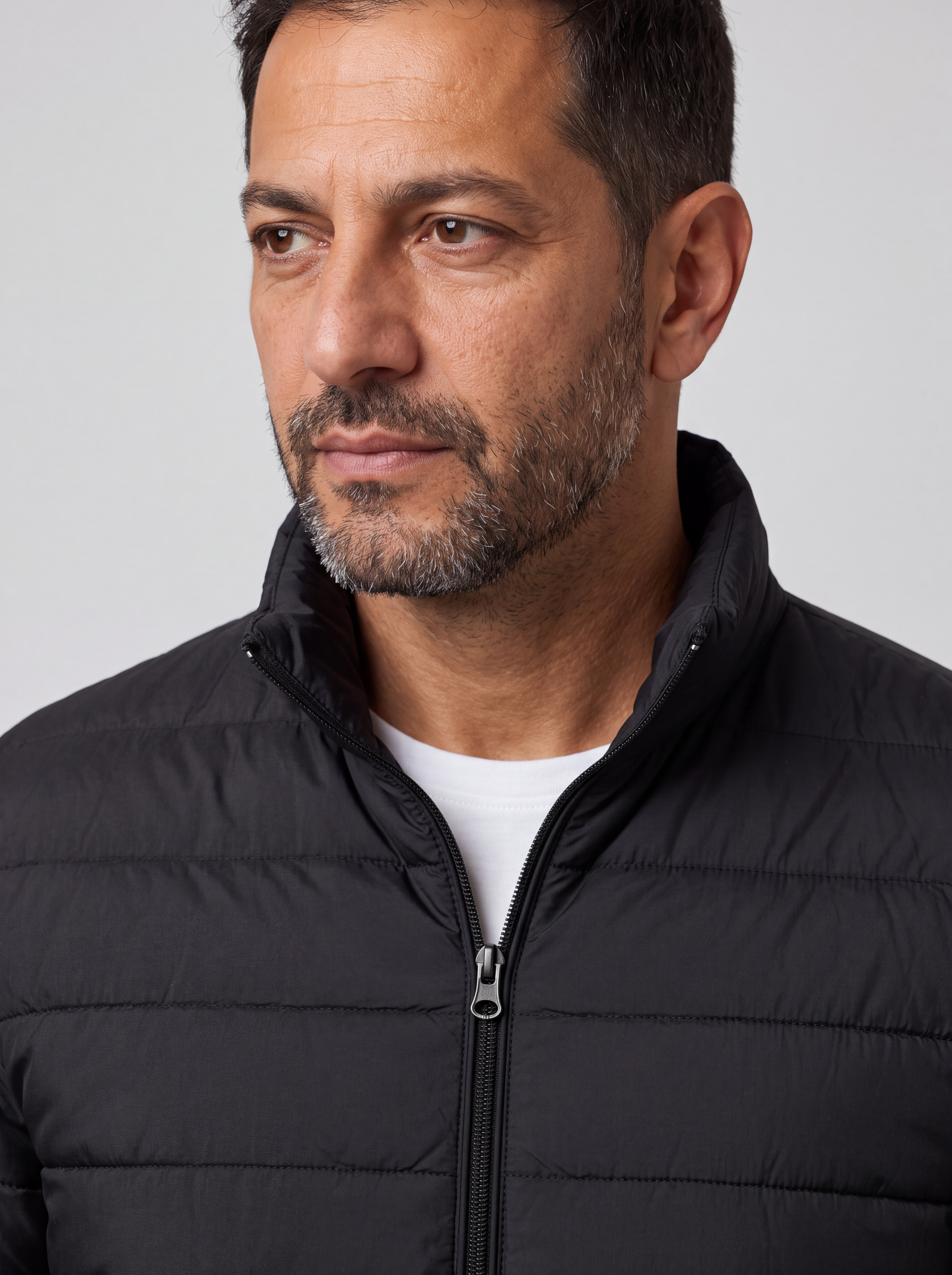 Collar and zip detail