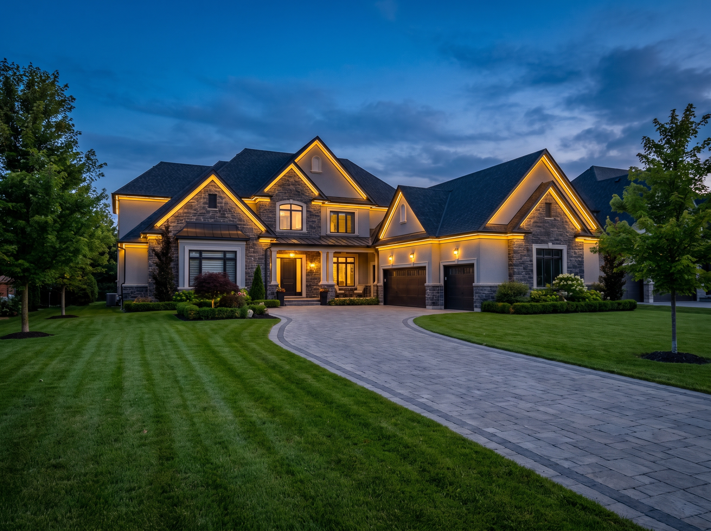 Permanent LED lighting on a custom-built Vaughan estate home near Kleinburg