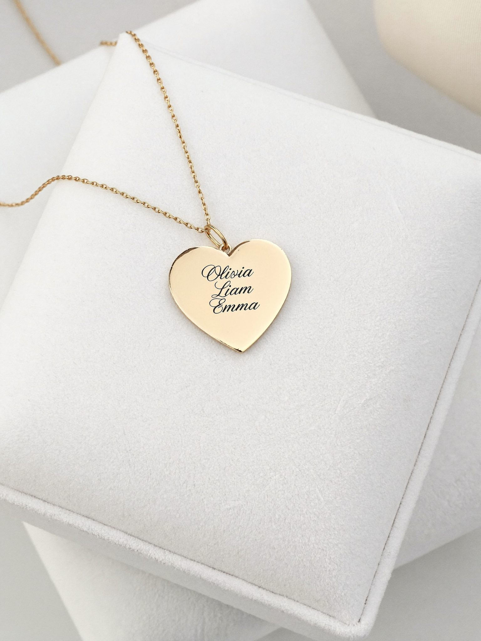 Bijoux Haelor — gravure personnalisée