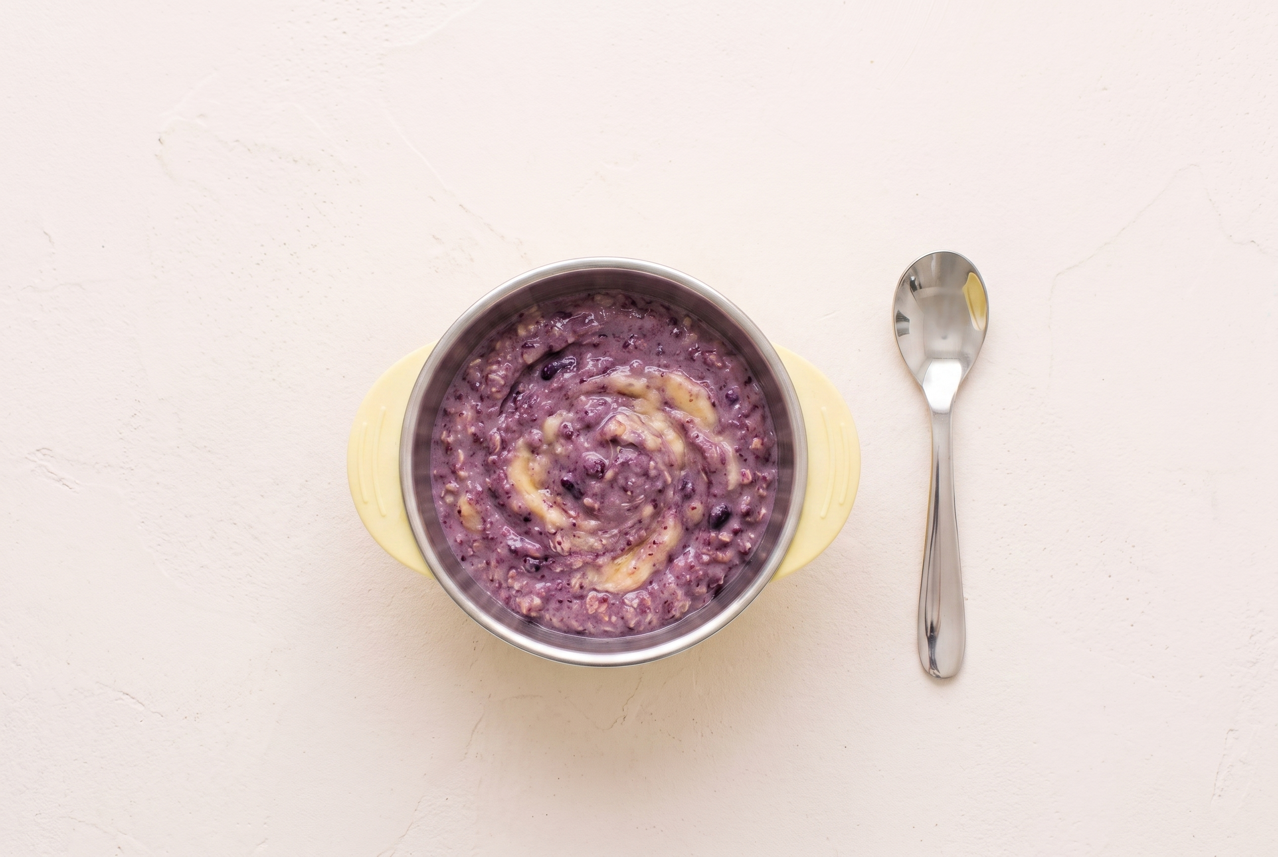 Blaubeer-Hafer-Frühstücksbrei