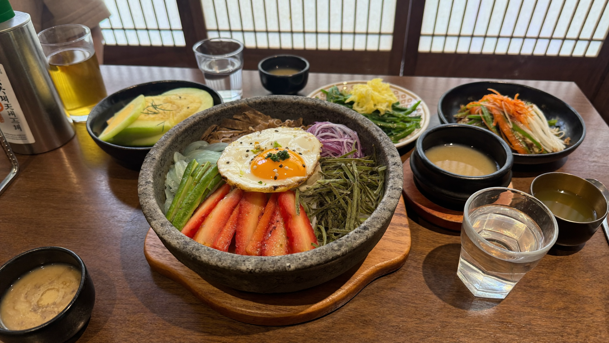 Jeonju travel guide - authentic Jeonju bibimbap with colorful vegetables and gochujang sauce