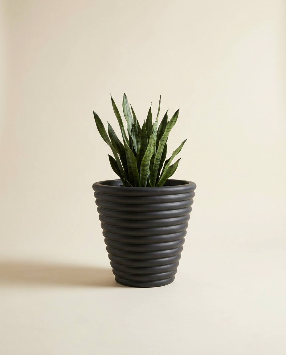 Ribbed stacked-ring tapered pots