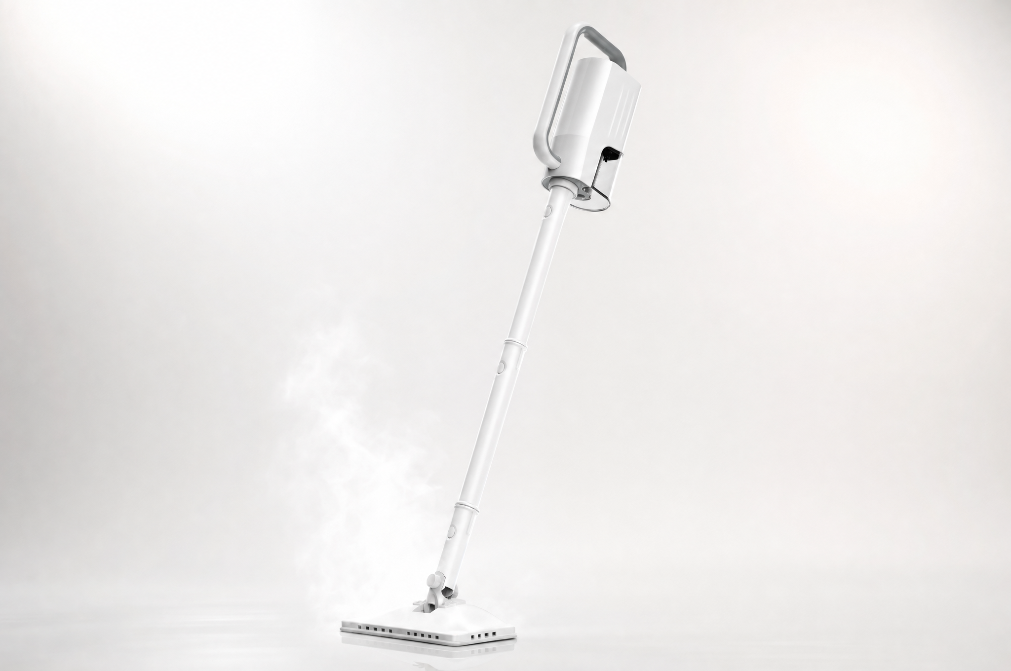 MALLIENA steam machine, studio beauty shot