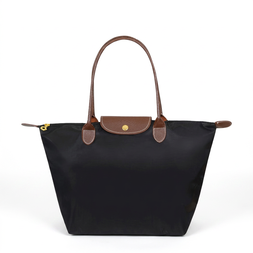 Waterdichte Nylon Shopper met Lederen Details – Ruime Handtas voor Werk en Reizen studio