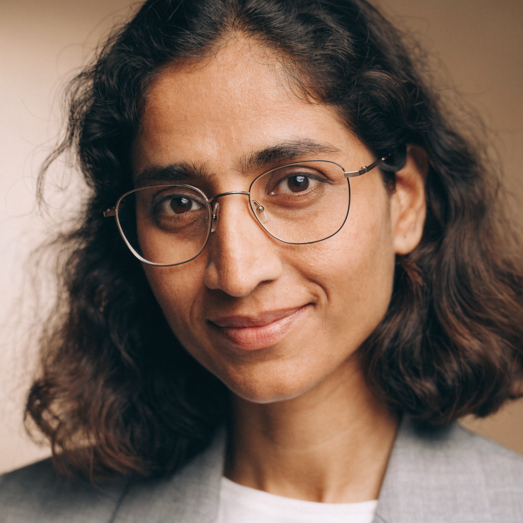 Prof. Elena Duarte — portrait
