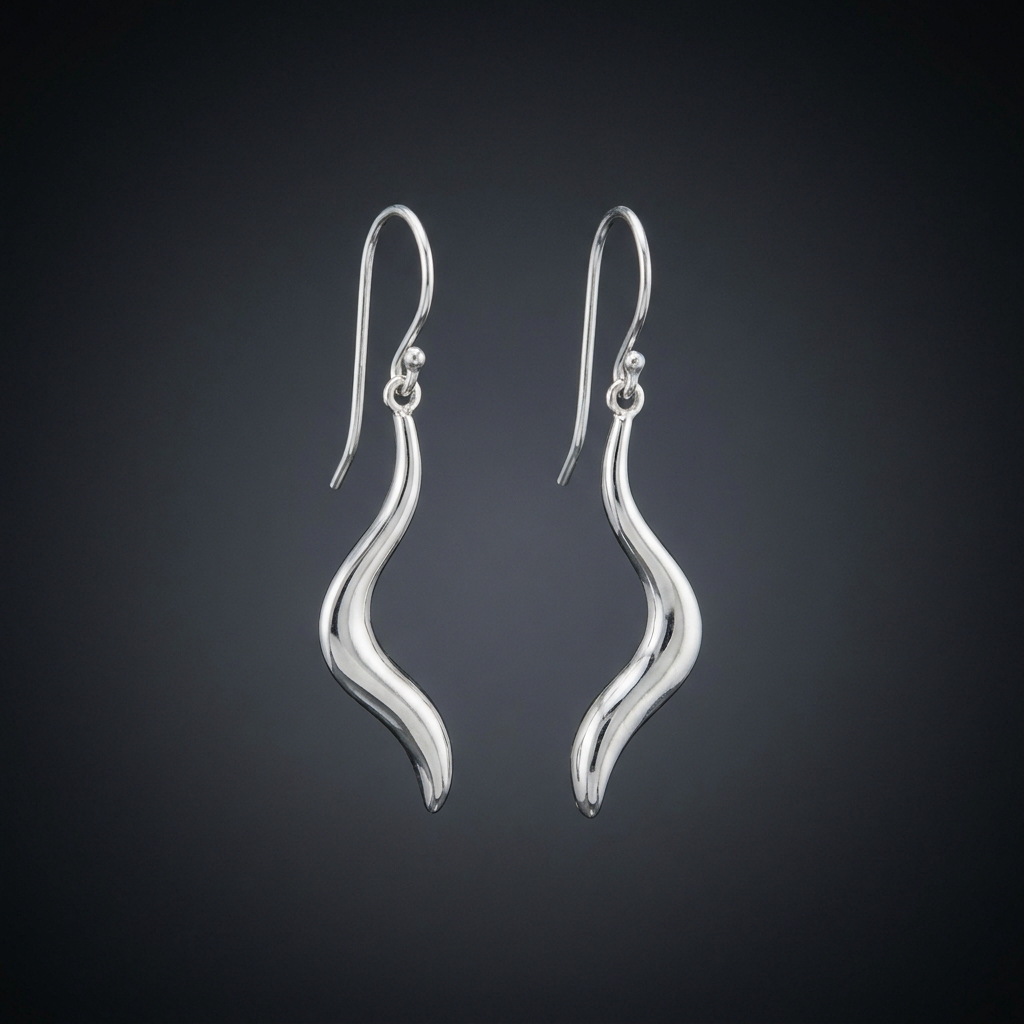 Silver Station Necklace — Silver · The Diamond Harbour Marmaris