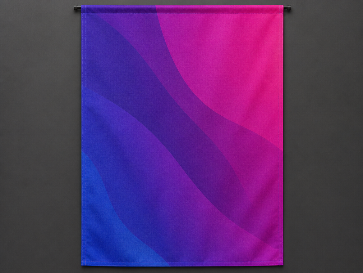 Banner em tecido microfibra pendurado numa barra, com bainha costurada em toda a volta