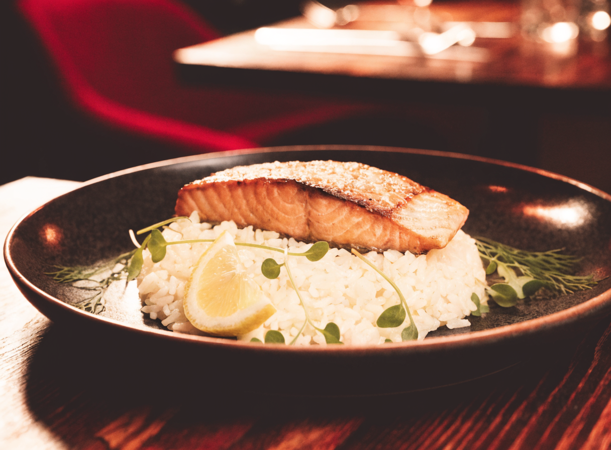 A plated pub meal