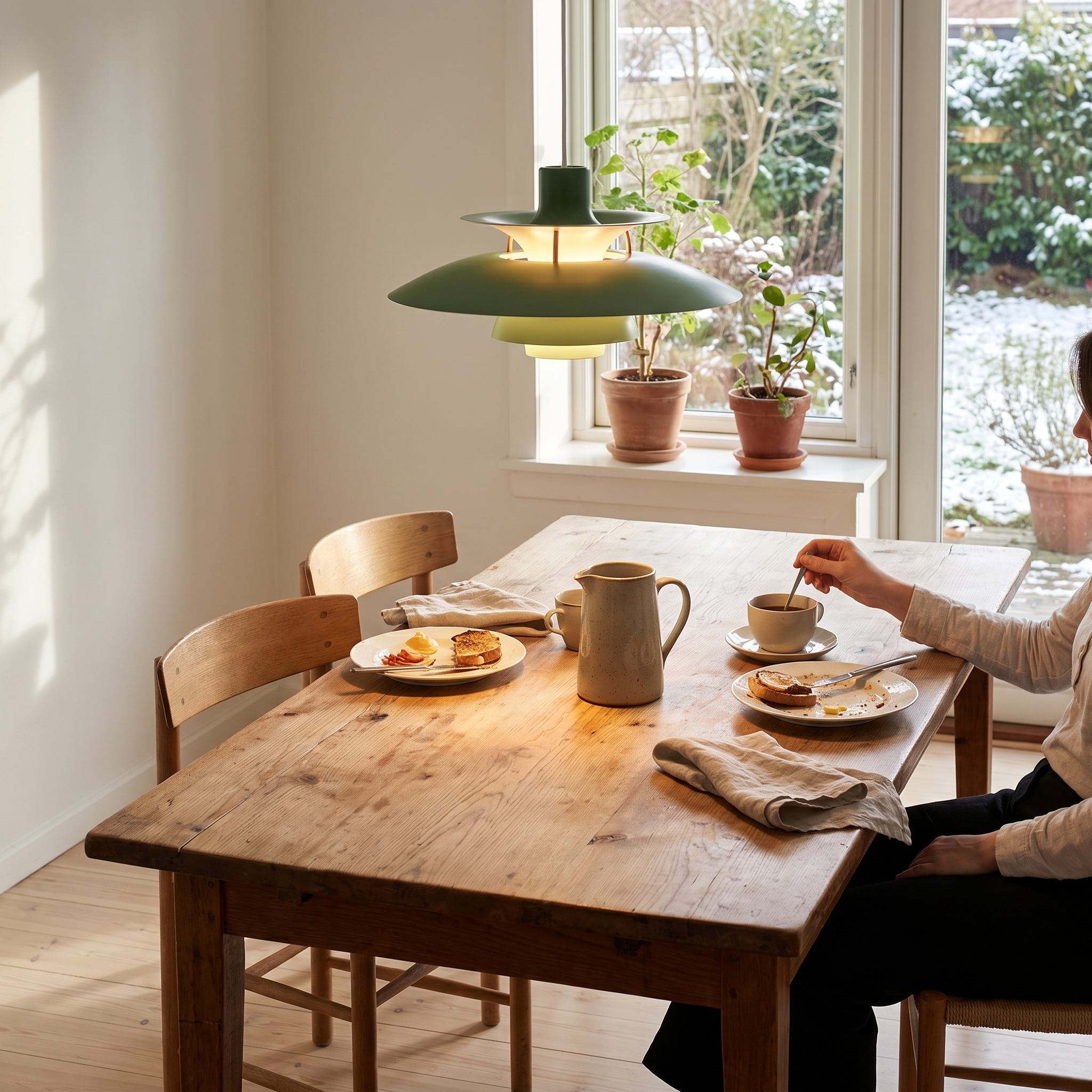 Scandinavische Hanglamp Eettafel Metaal Kleurrijk Retro Deens Design Woonkamer Keukeneiland lifestyle