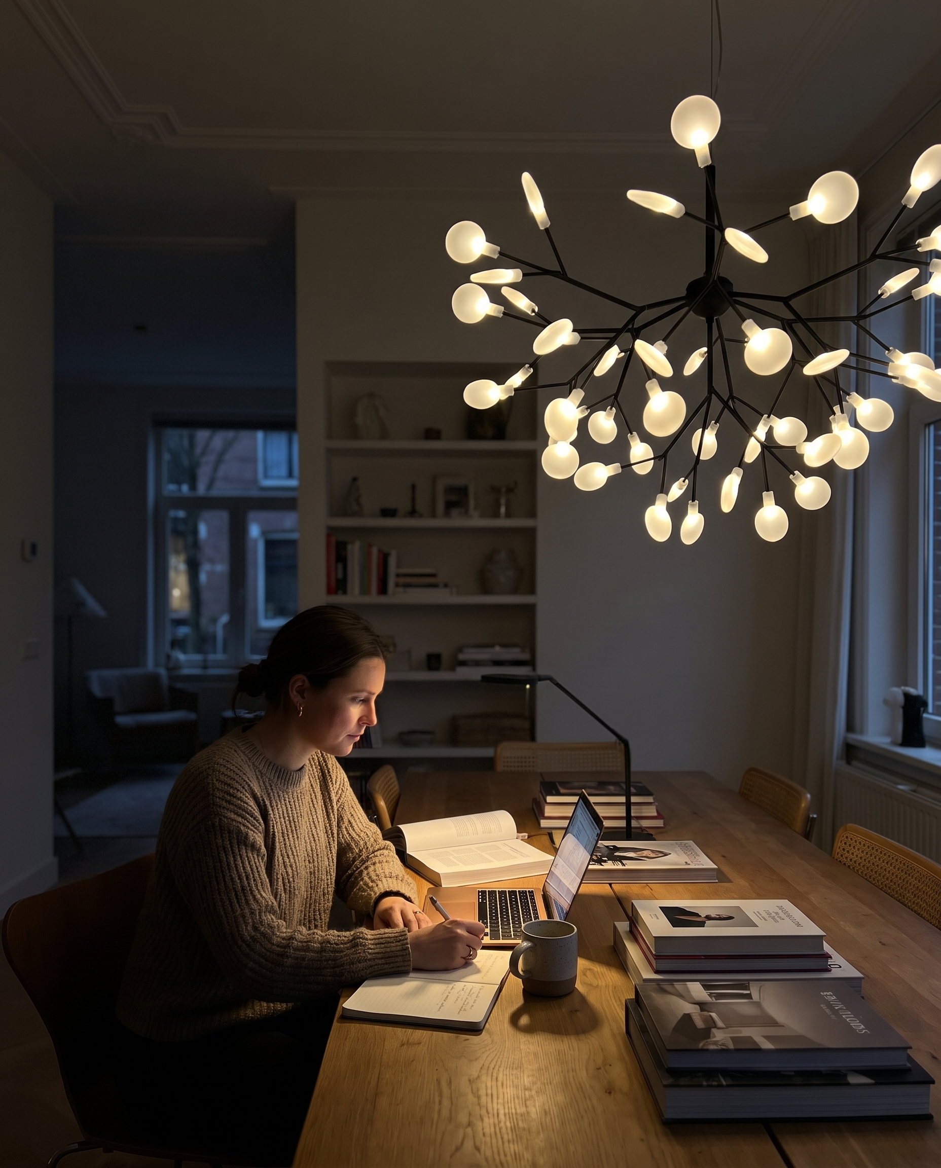 Firefly LED Kroonluchter G4 LED 3000K Zwart/Wit Eettafel Verlichting Modern Design Plafondlamp Grote Ruimte in gebruik