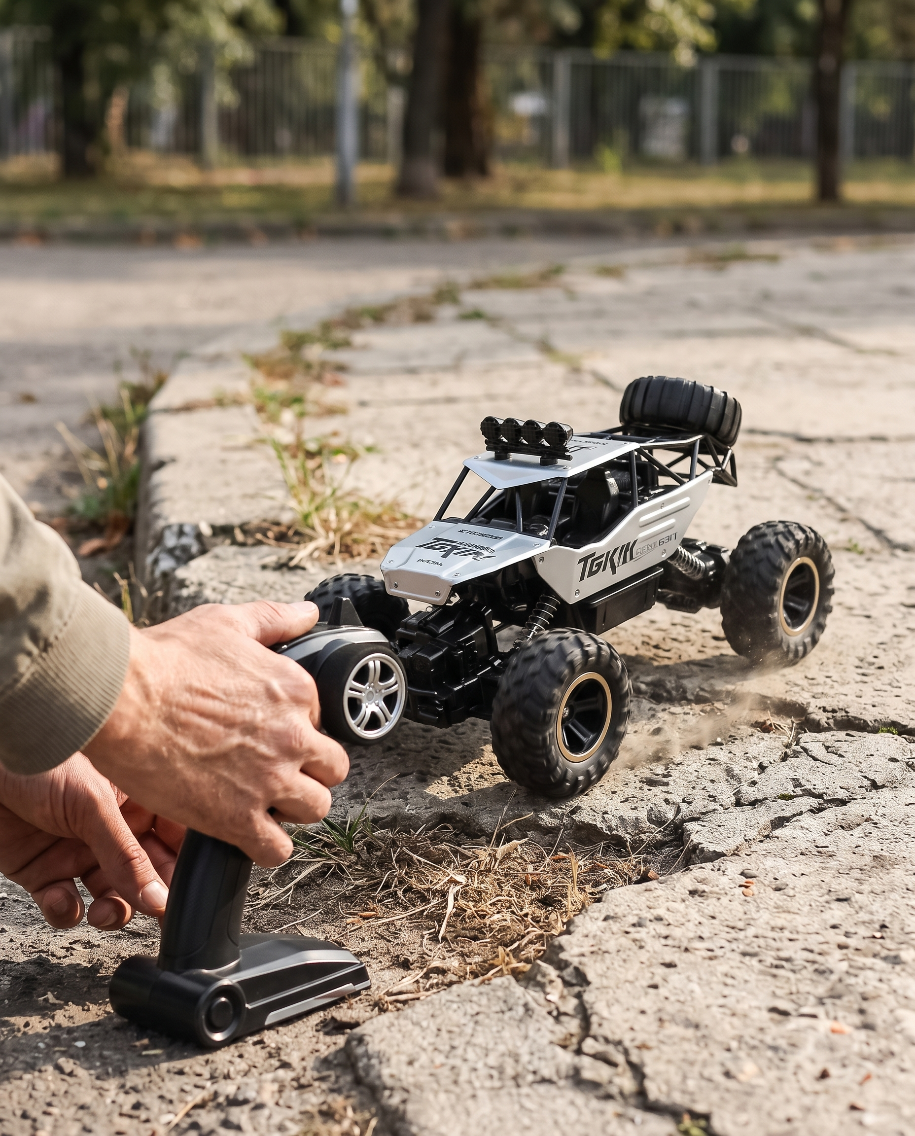 RC Monstertruck 4x4 Offroad in gebruik