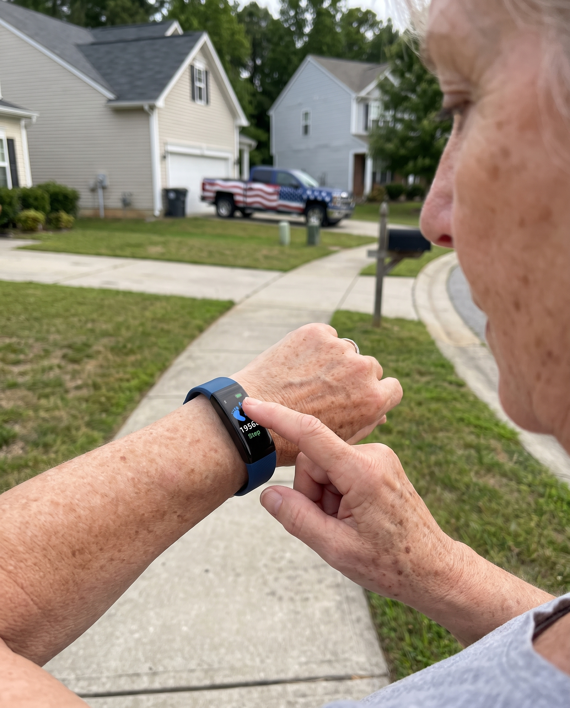 Fitness Tracker Watch for Seniors with Heart Rate Monitor in use