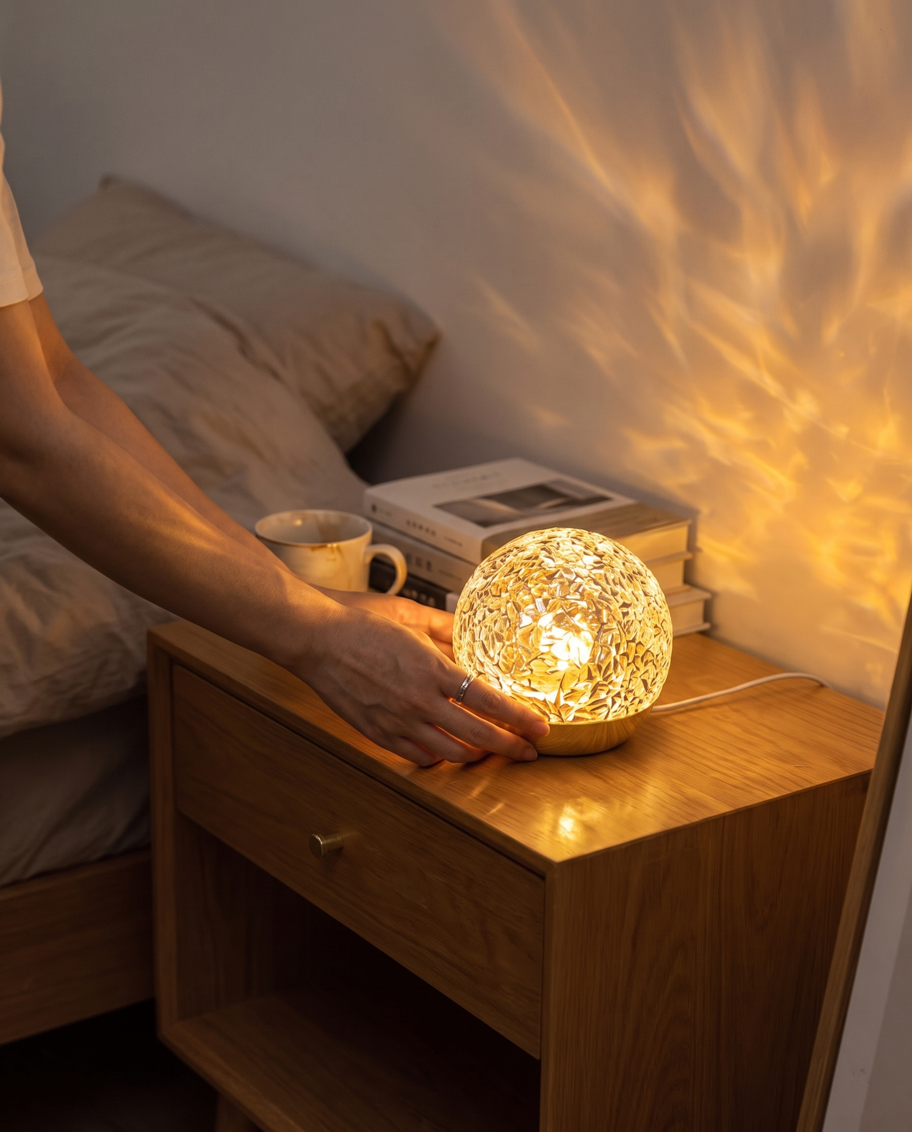 Wave projection lamp in use