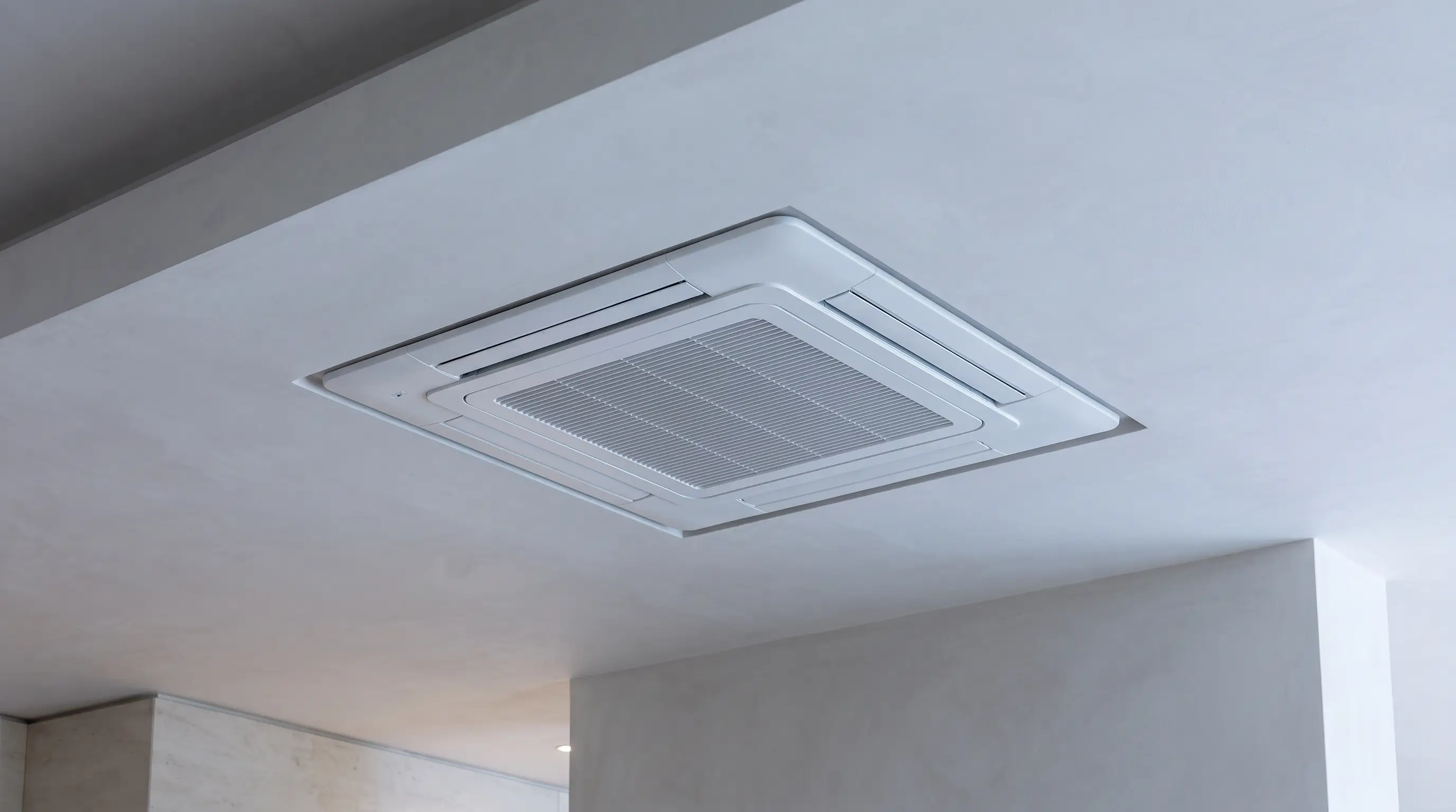 Four-way ceiling cassette integrated perfectly flush into the ceiling
