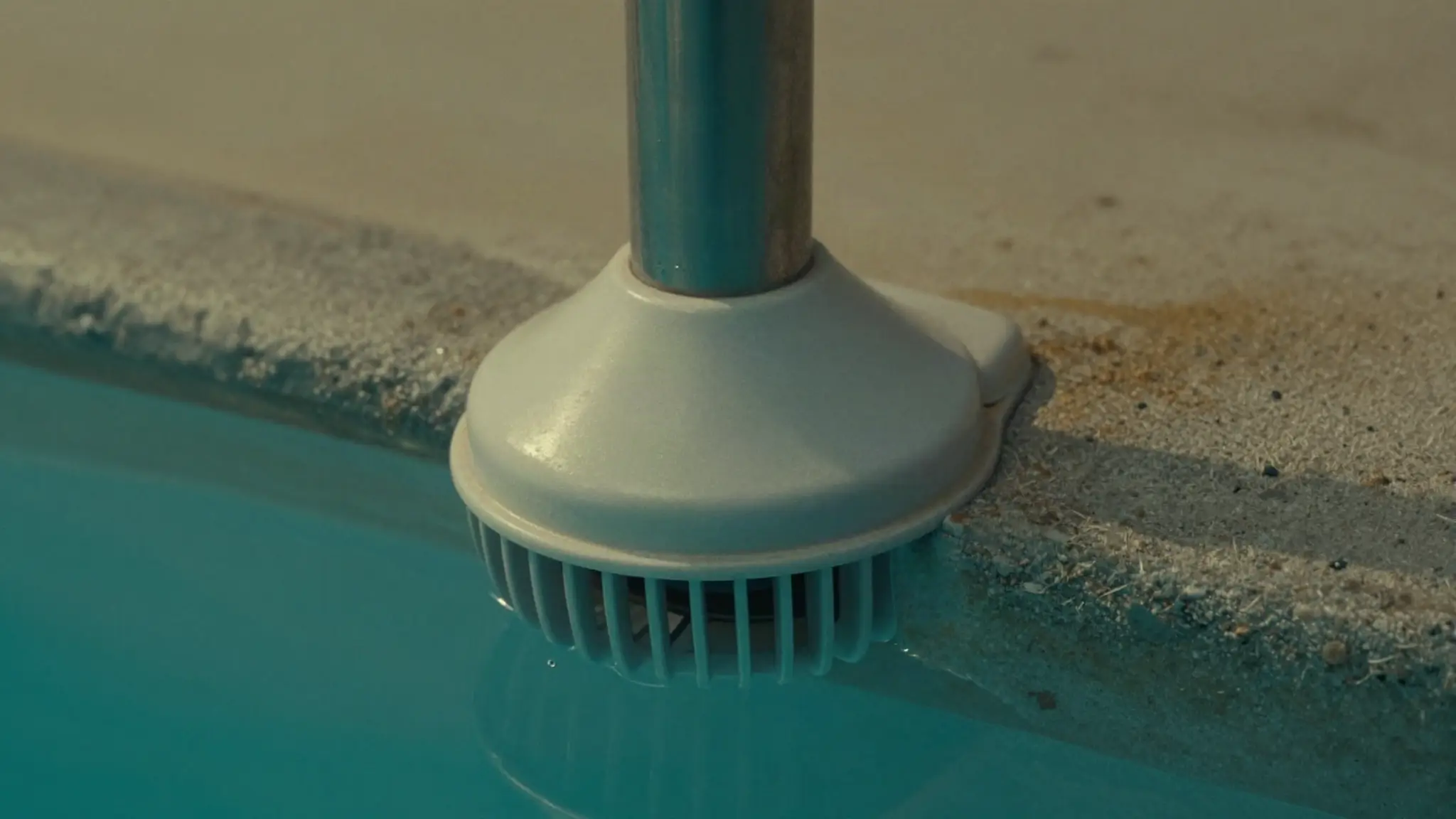 pool skimmer where leaks commonly develop between the plastic body and concrete