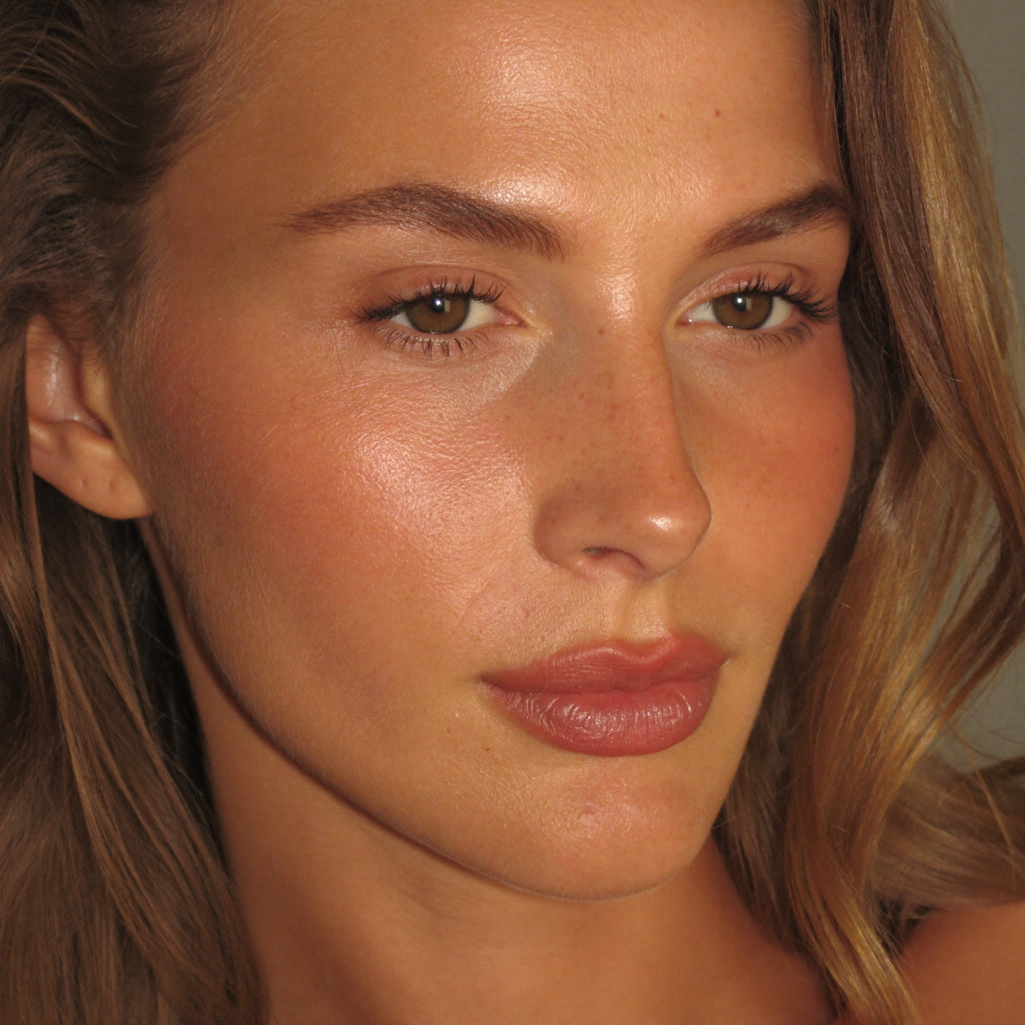 Customer with golden glow