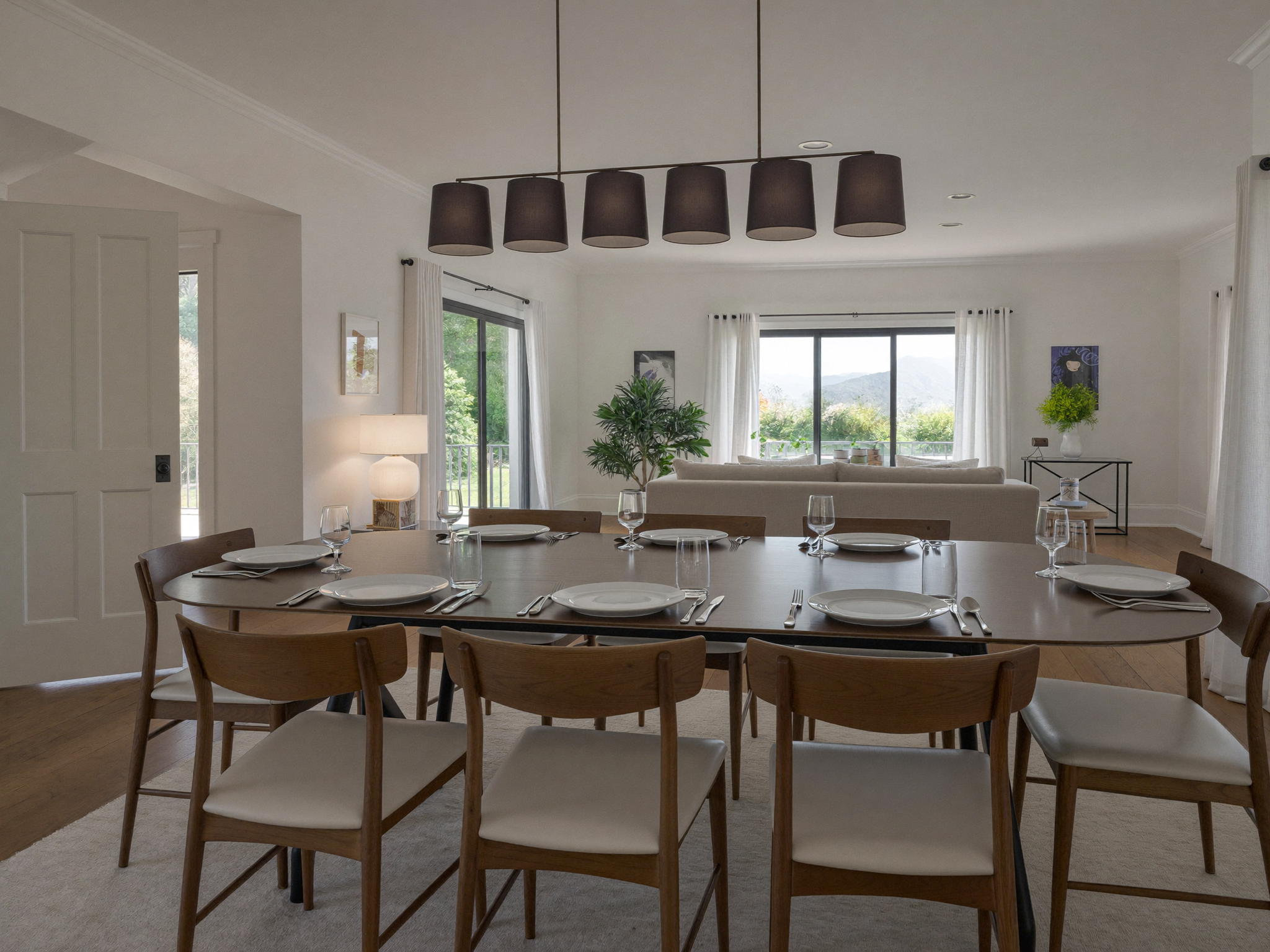 Clean tidy dining area