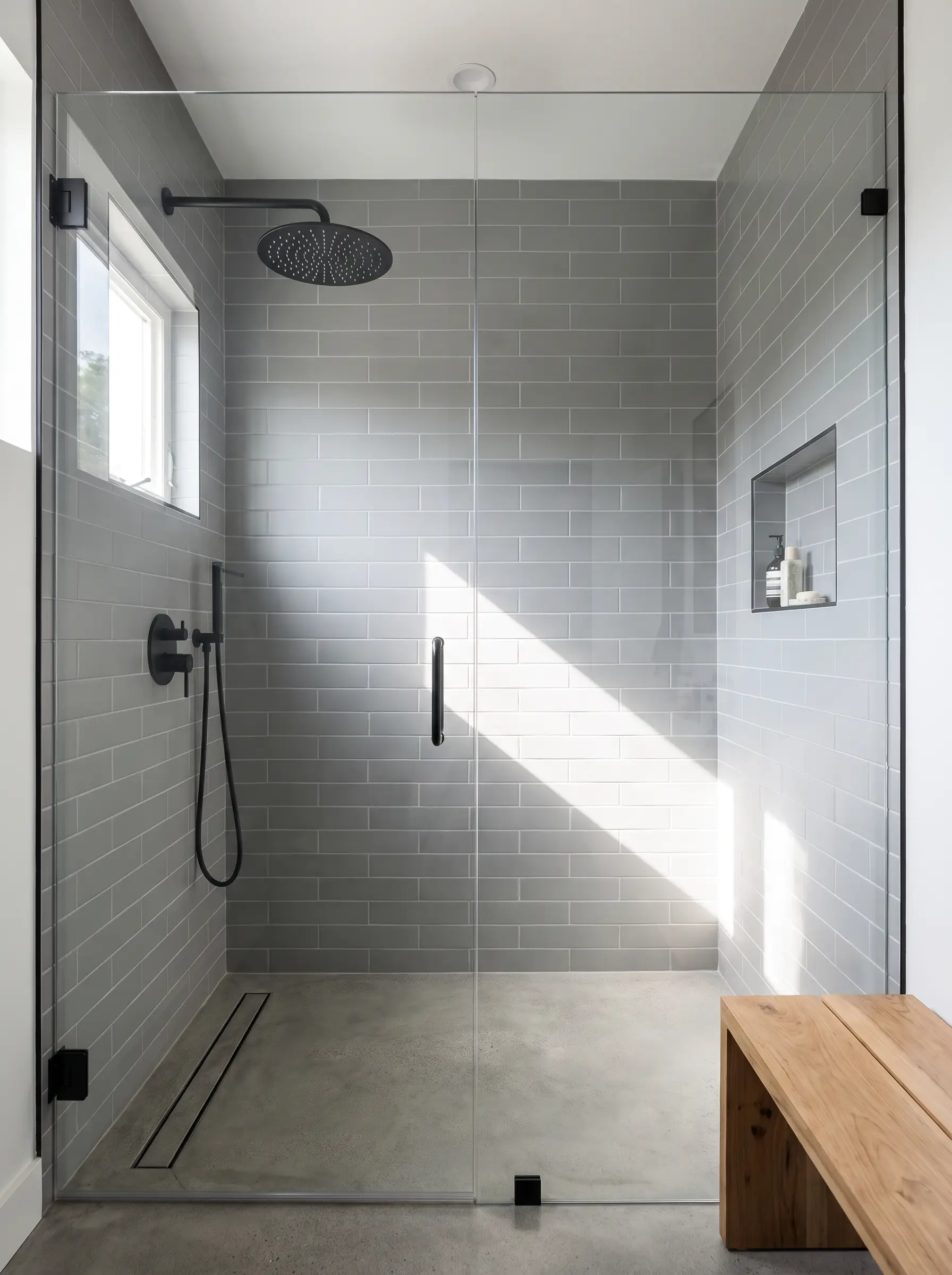 Modern bathroom supplied by a residential water heater