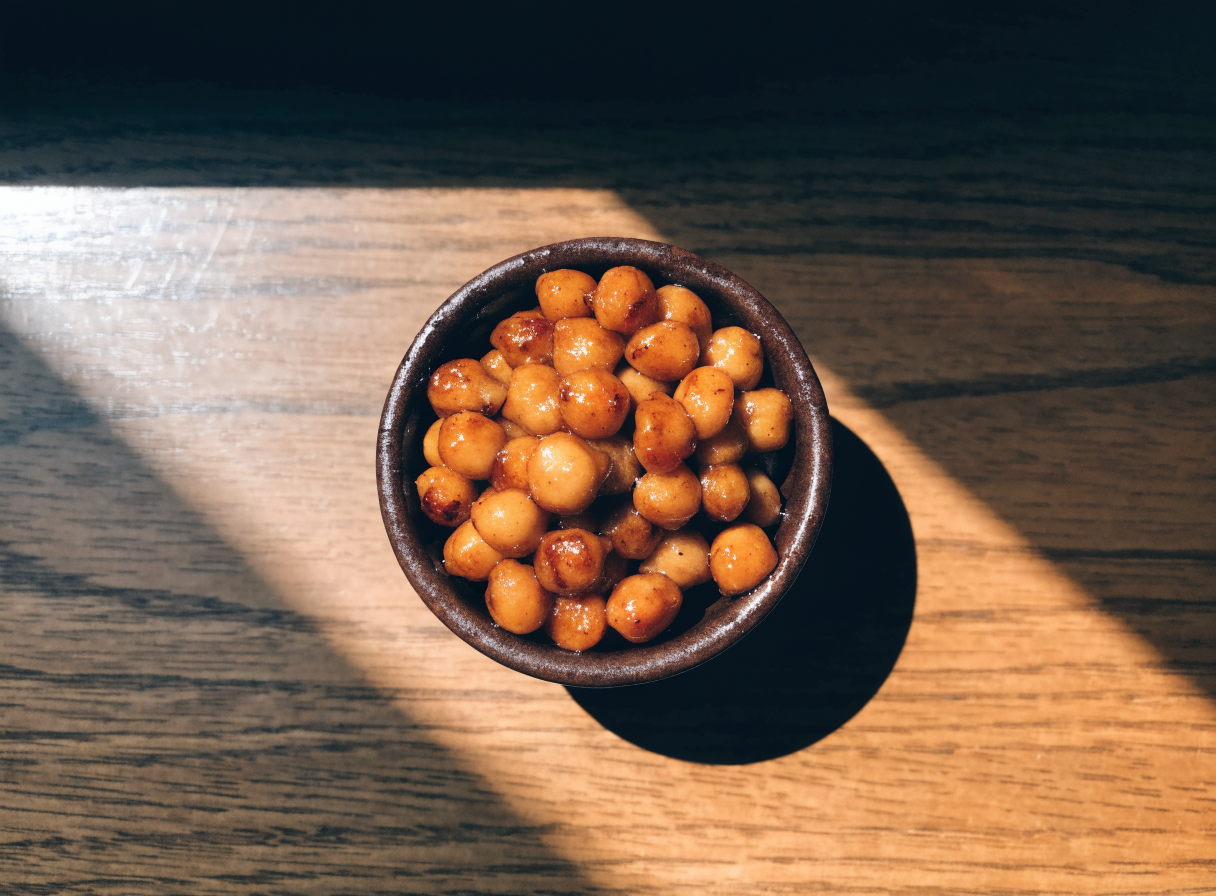 Honey Sriracha Roasted Chickpeas