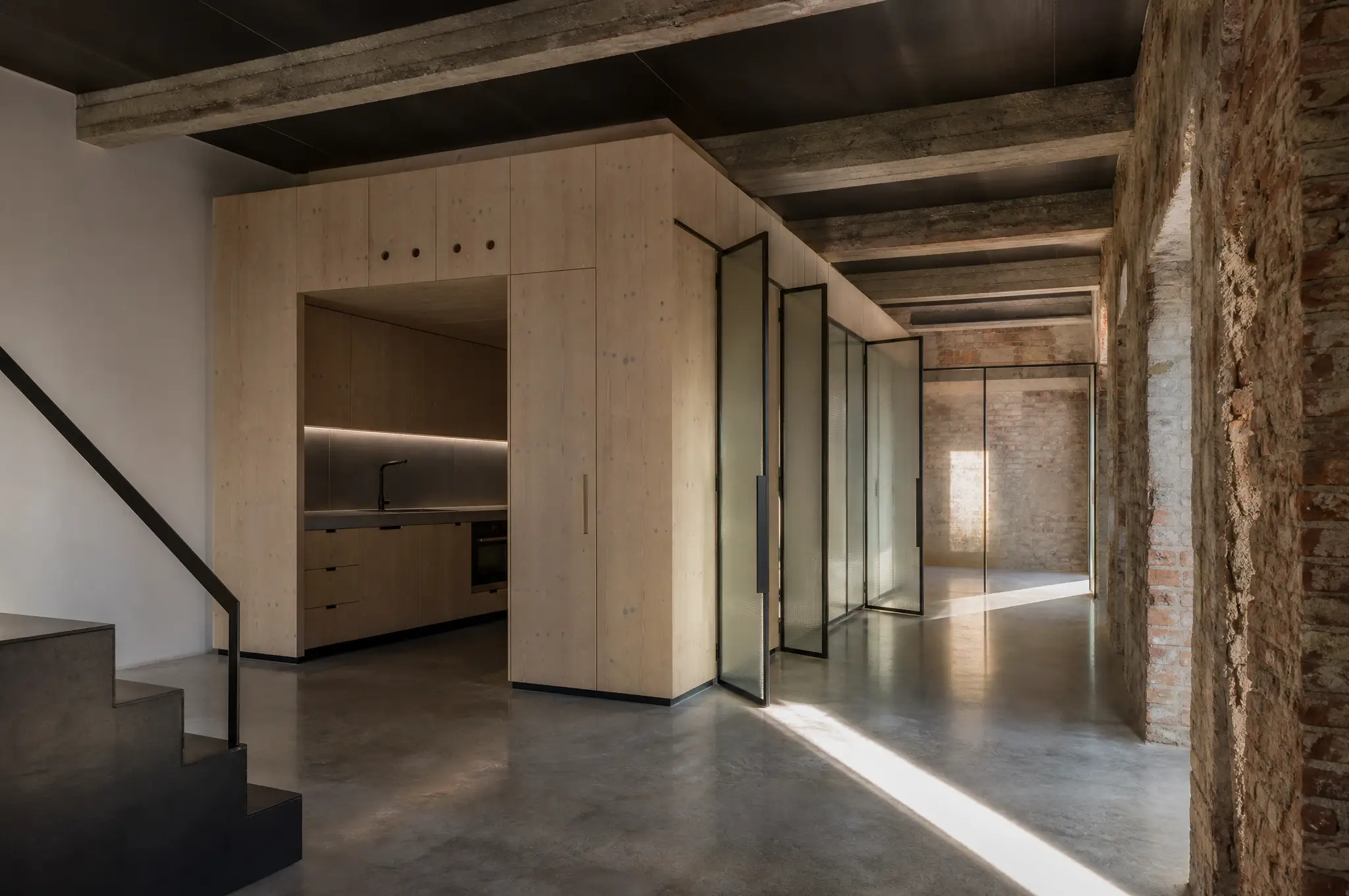 Officina 14, ex laboratorio trasformato in abitazione